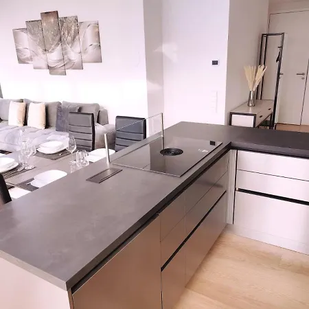 Panorama Apartment Vienna - Free Parking, Sauna & Fitness Buitenkant foto