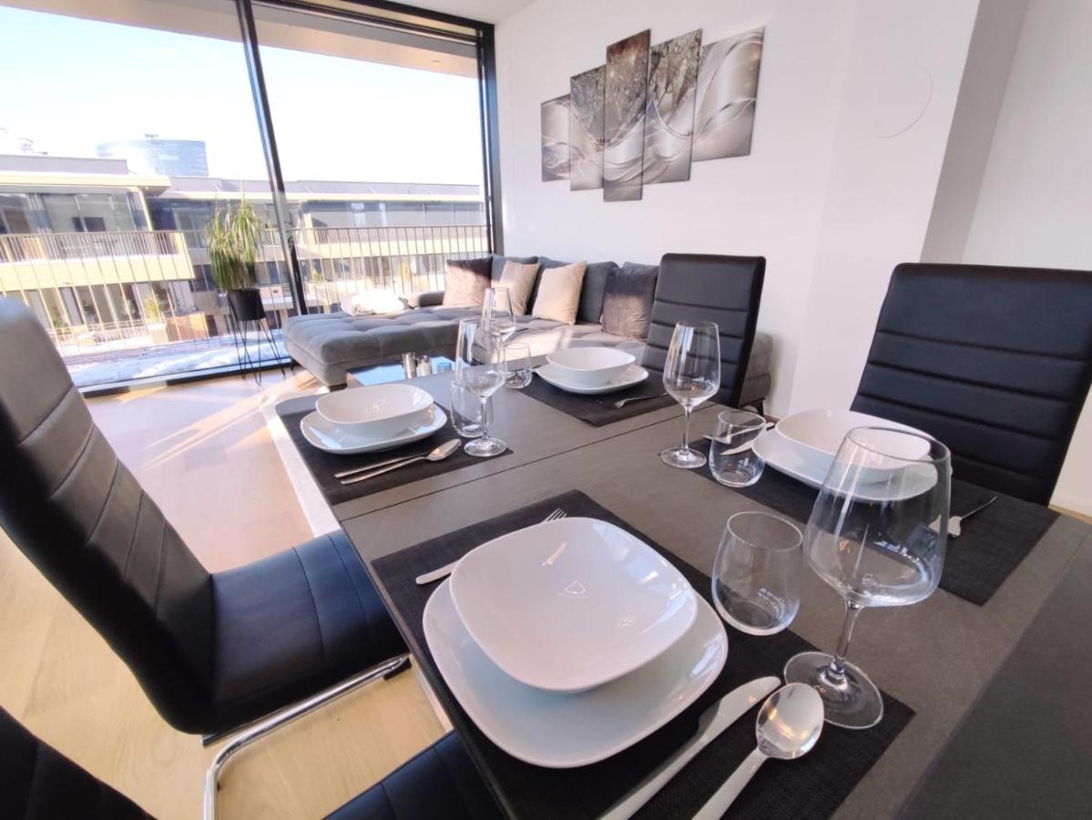 Appartement Panorama - Free Parking, Sauna & Fitness Wenen