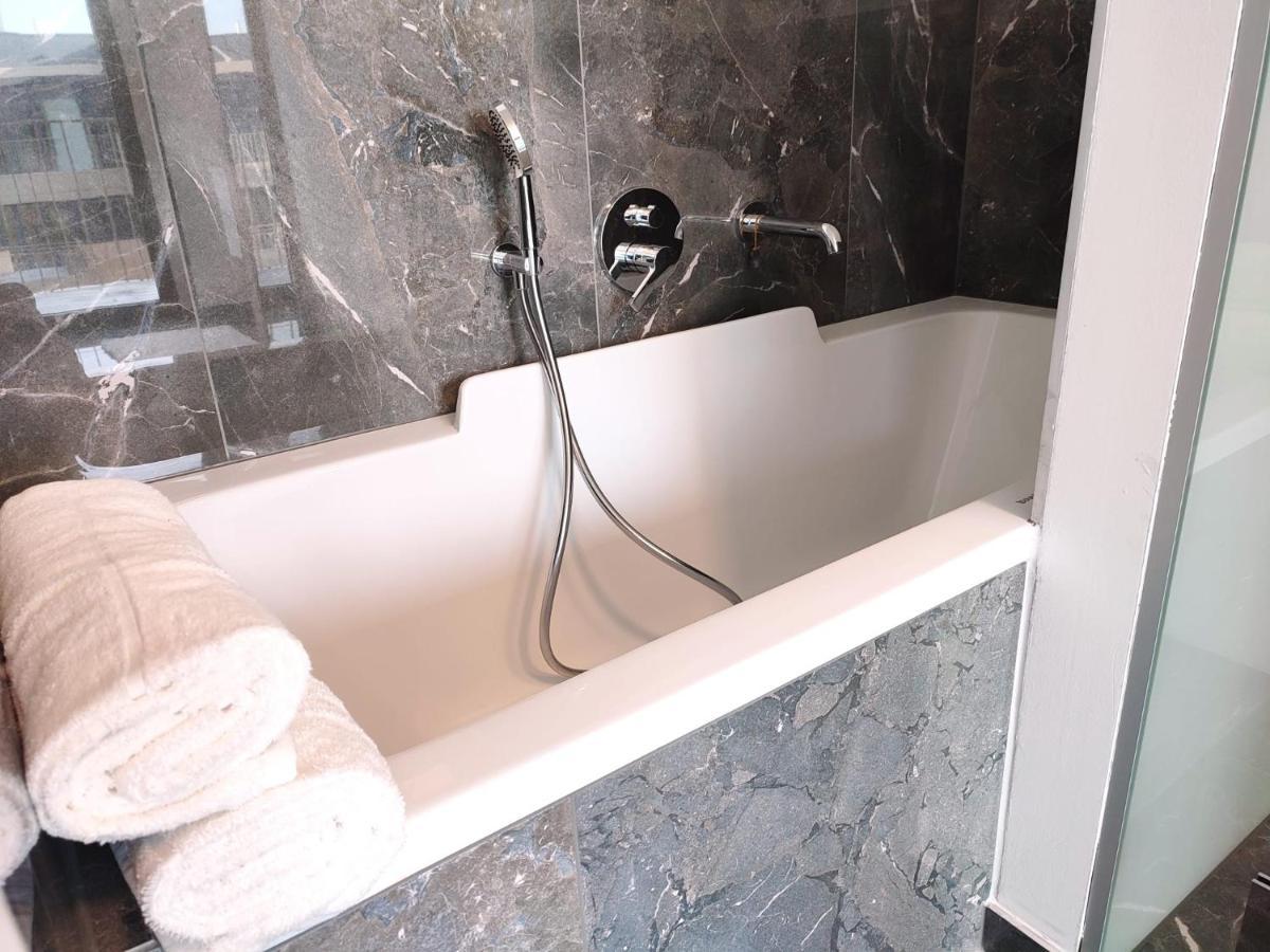 Panorama - Free Parking, Sauna & Fitness * Vienne
